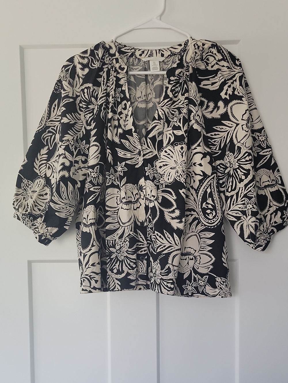 H&M Cotton Black and Cream Floral Puff Sleeve Blouse